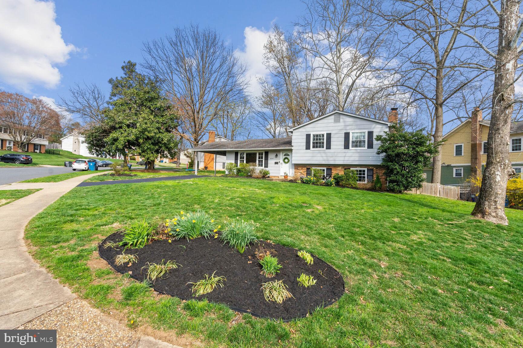 9540 Old Creek Drive Fairfax, VA 22032 - Photo 5 of 36 Landscaped front yard and front of home