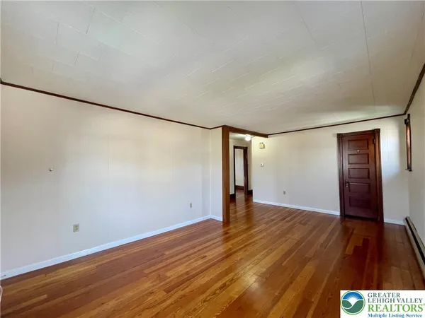 $1,650 | 2396 Washington Avenue, Northampton, PA 18067