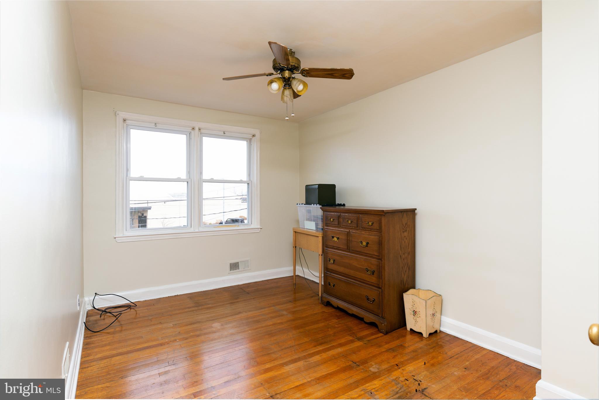 1953 Searles Road Baltimore, MD 21222 - Photo 14 of 28 Gallery Image 14