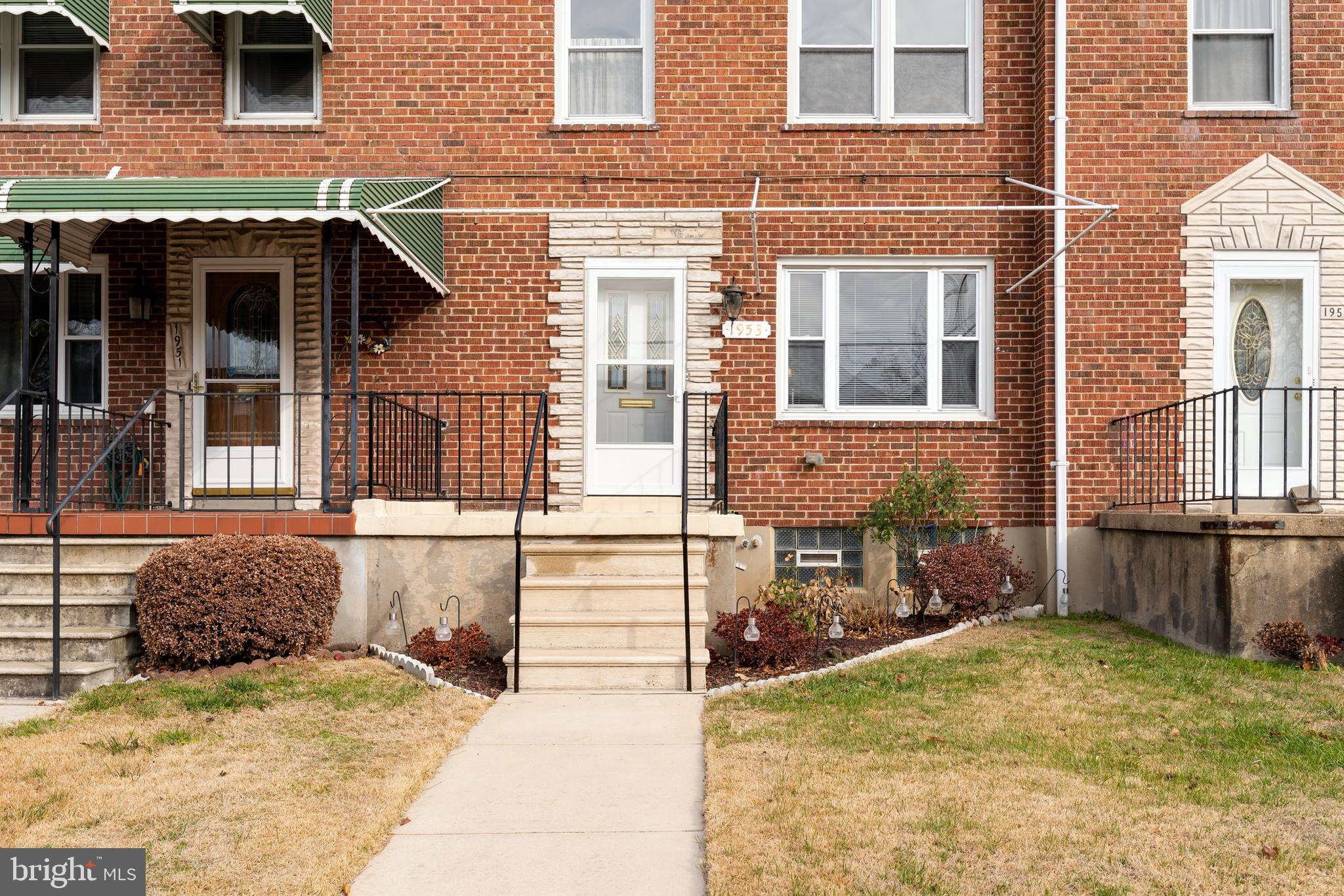 1953 Searles Road Baltimore, MD 21222 - Photo 3 of 28 Gallery Image 3