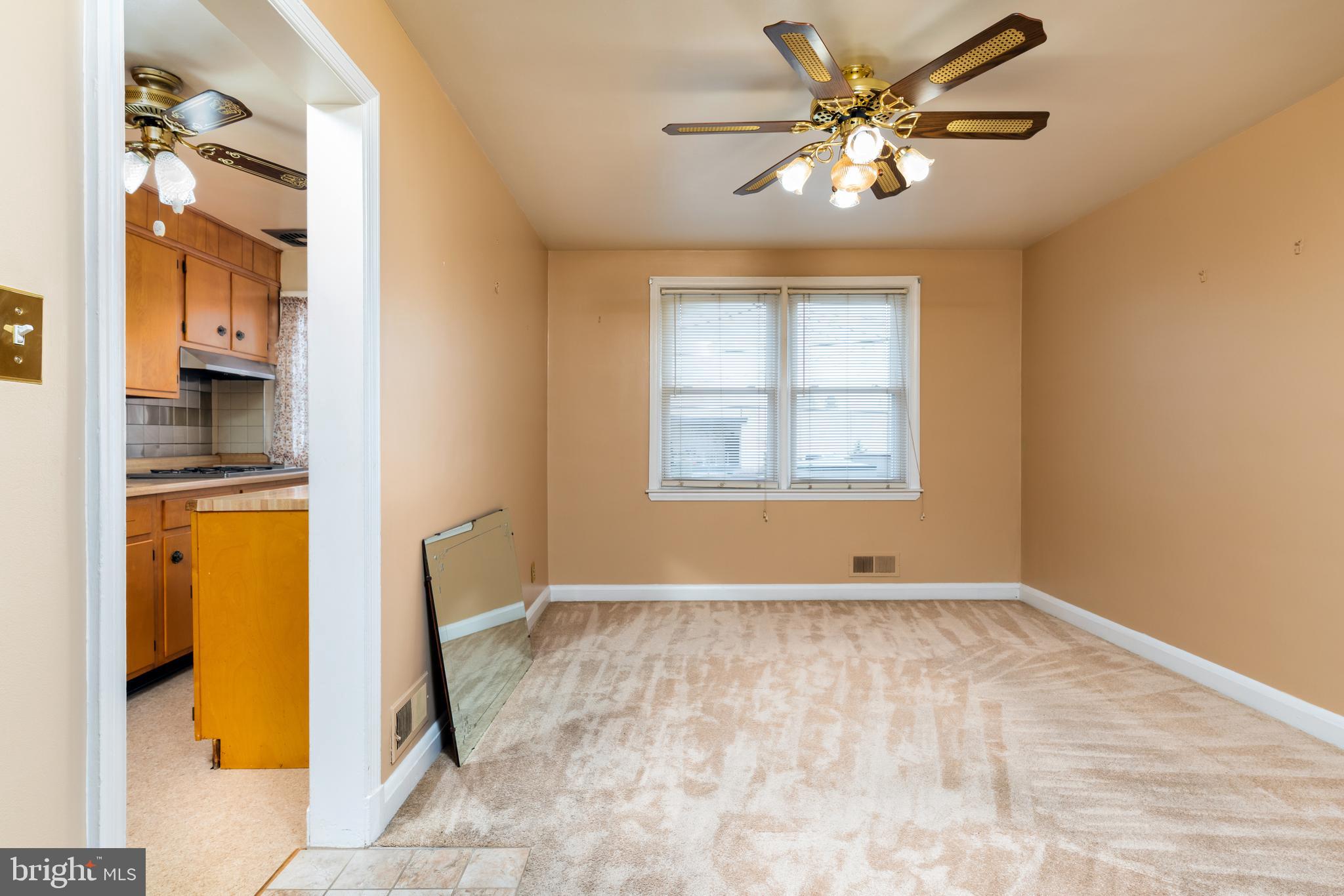 1953 Searles Road Baltimore, MD 21222 - Photo 7 of 28 Gallery Image 7