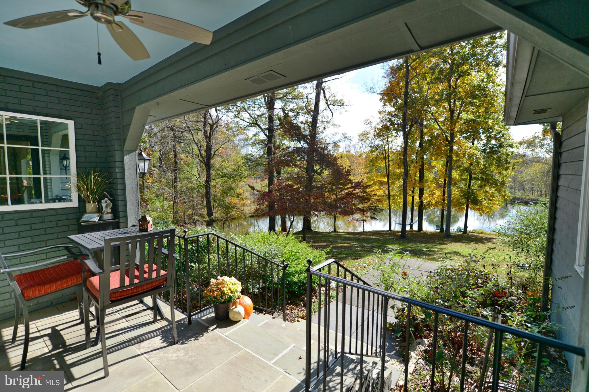 37340 Bolyn Road Purcellville, VA 20132 - Photo 26 of 30 Lovely Front Porch with Panoramic Views