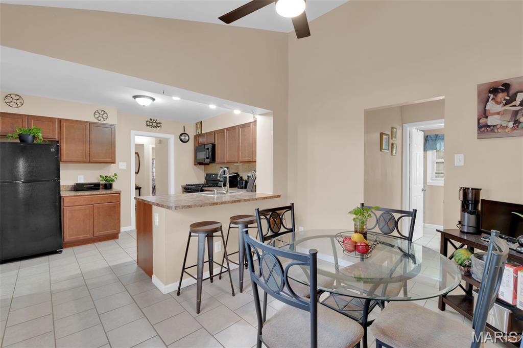 22 Green Acres Road St. Louis, MO 63137 - Photo 12 of 39
