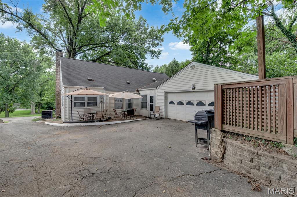 22 Green Acres Road St. Louis, MO 63137 - Photo 32 of 39