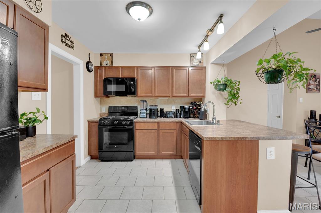 22 Green Acres Road St. Louis, MO 63137 - Photo 10 of 39