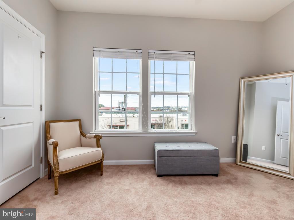 1770 Featherstone Road Woodbridge, VA 22191 - Photo 17 of 28 Gallery Image 17