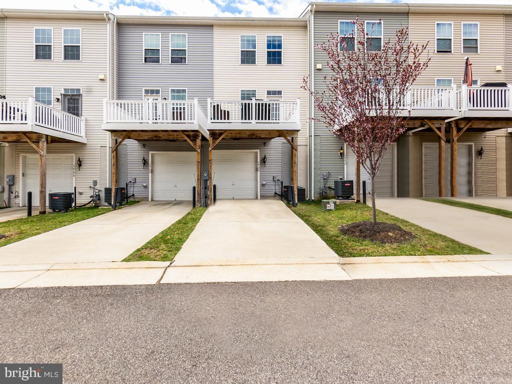 1770 Featherstone Road Woodbridge, VA 22191 - Photo 24 of 28 Gallery Image 24