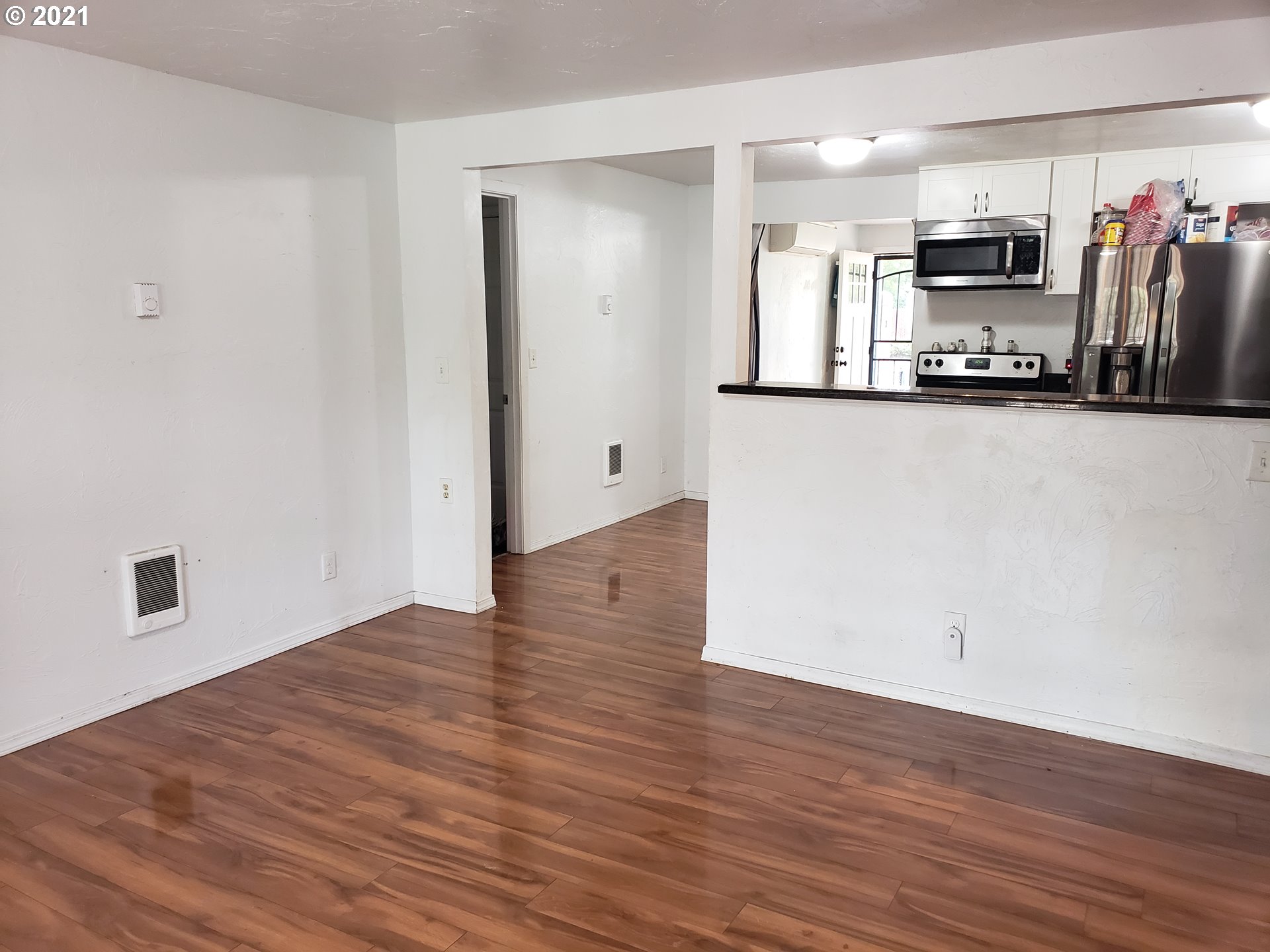189 33rd Street Springfield, OR 97478 - Photo 7 of 24 a view of a kitchen from the hallway