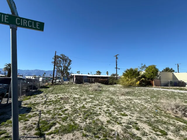 $65,000 | 32421 Bowie Circle, Thousand Palms, CA 92276