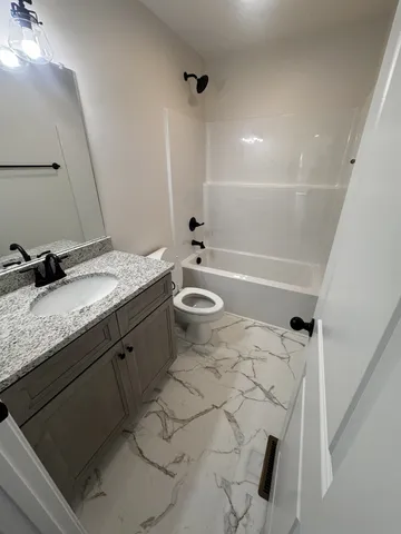 $329,900 | 1244 Vickie Lane, Portland, TN 37148