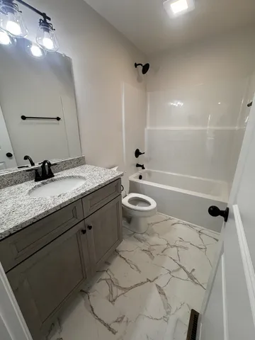 $329,900 | 1244 Vickie Lane, Portland, TN 37148