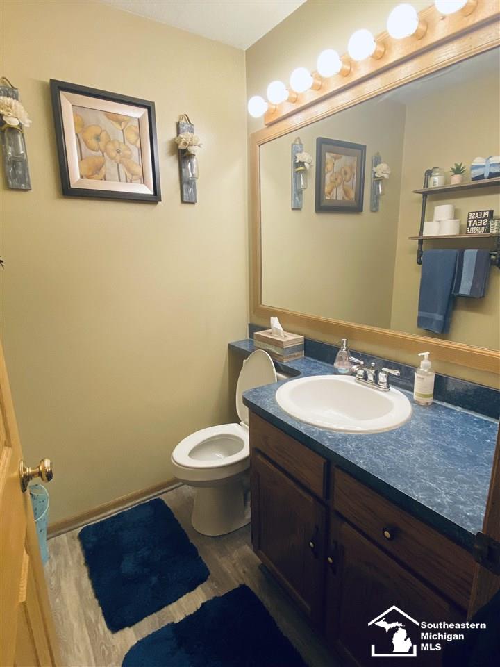 323 Nadeau Road Monroe, MI 48162 - Photo 7 of 25