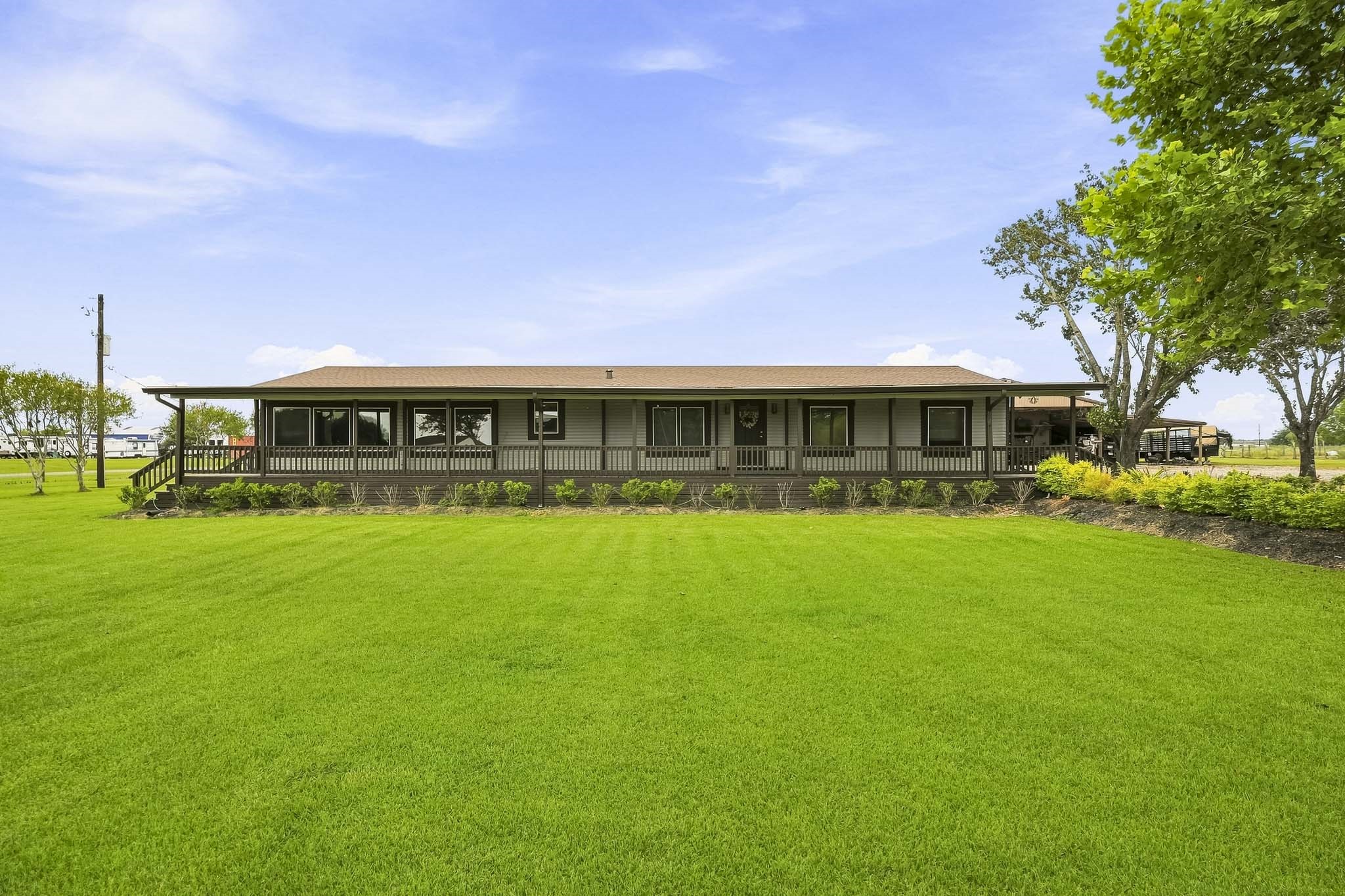 6340 Beard Road Needville, TX 77461 - Photo 5 of 49 Gallery Image 5