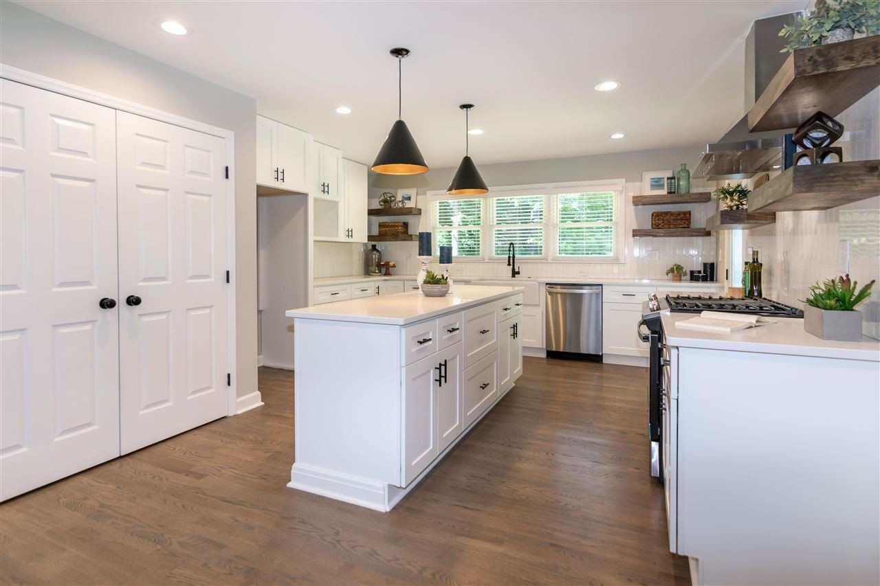 3804 Colgate Place Raleigh, NC 27609 - Photo 9 of 30 Photo 9
