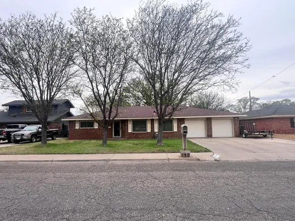 $259,000 | 323 Centre Street, Hereford, TX 79045