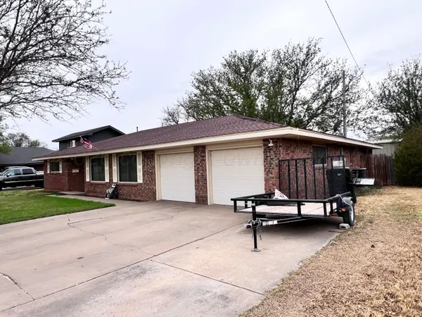 $259,000 | 323 Centre Street, Hereford, TX 79045