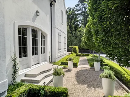 $3,575,000 | 4400 Carmain Drive Northeast, Atlanta, GA 30342