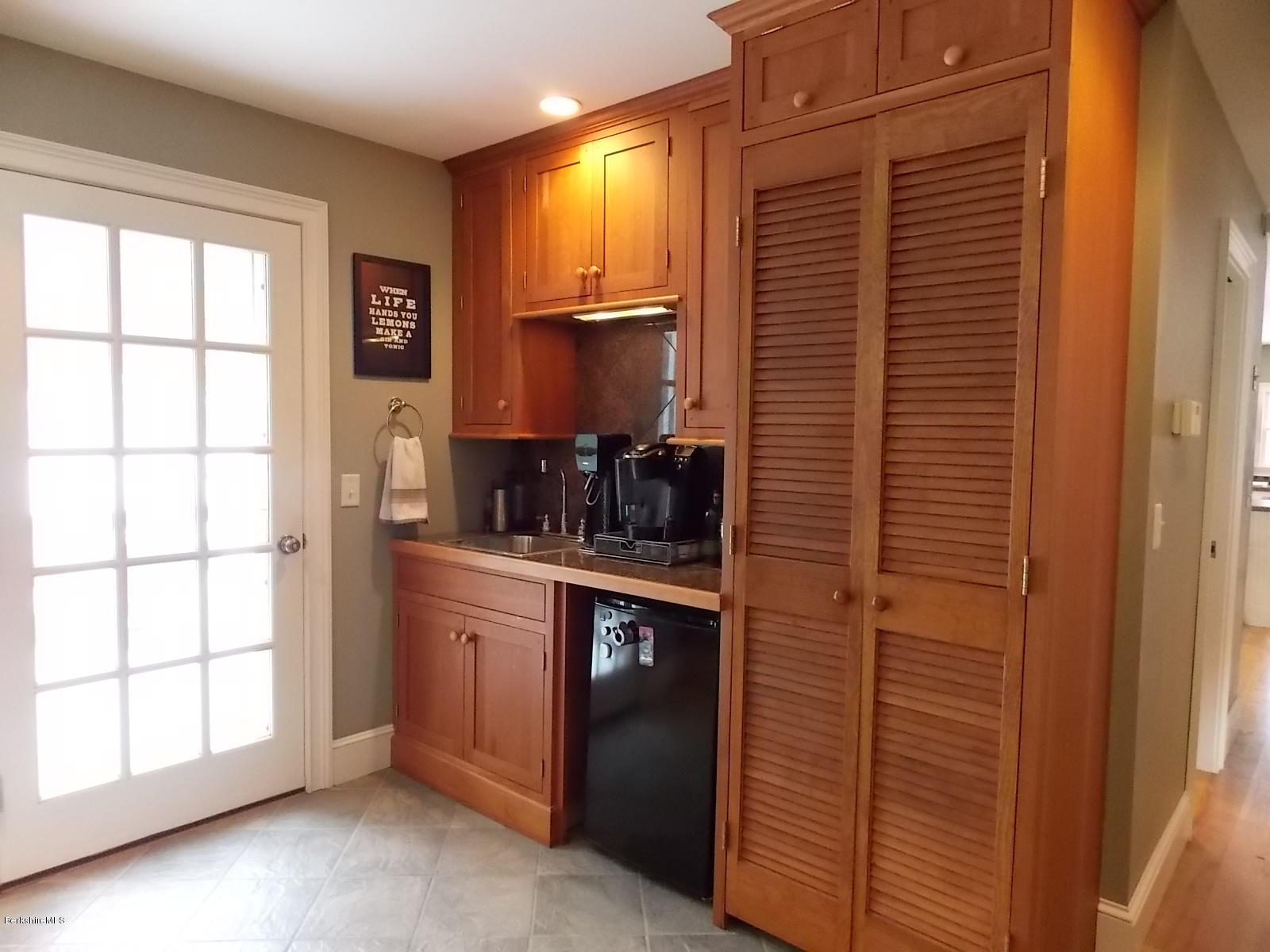 151 New Lenox Road Lenox, MA 01240 - Photo 27 of 56 wet bar/laundry