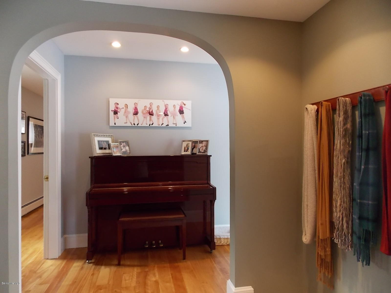 151 New Lenox Road Lenox, MA 01240 - Photo 30 of 56 arch to family room