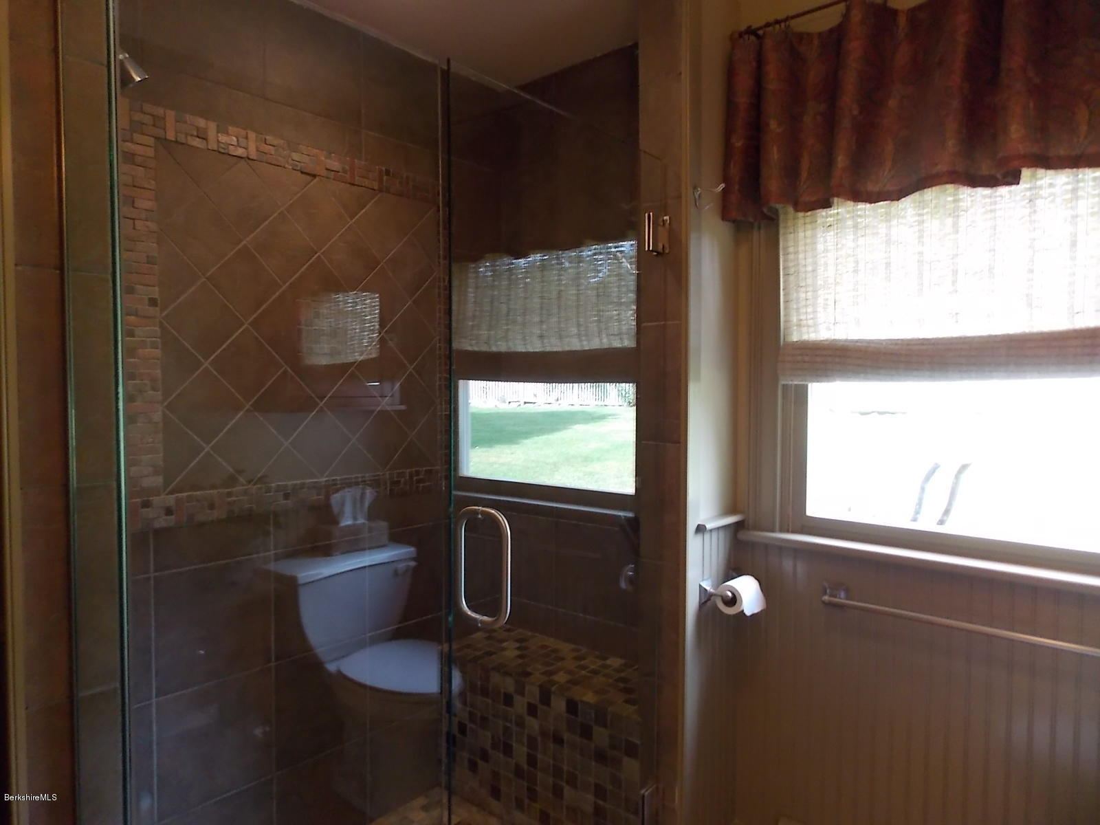 151 New Lenox Road Lenox, MA 01240 - Photo 9 of 56 1st flr shower