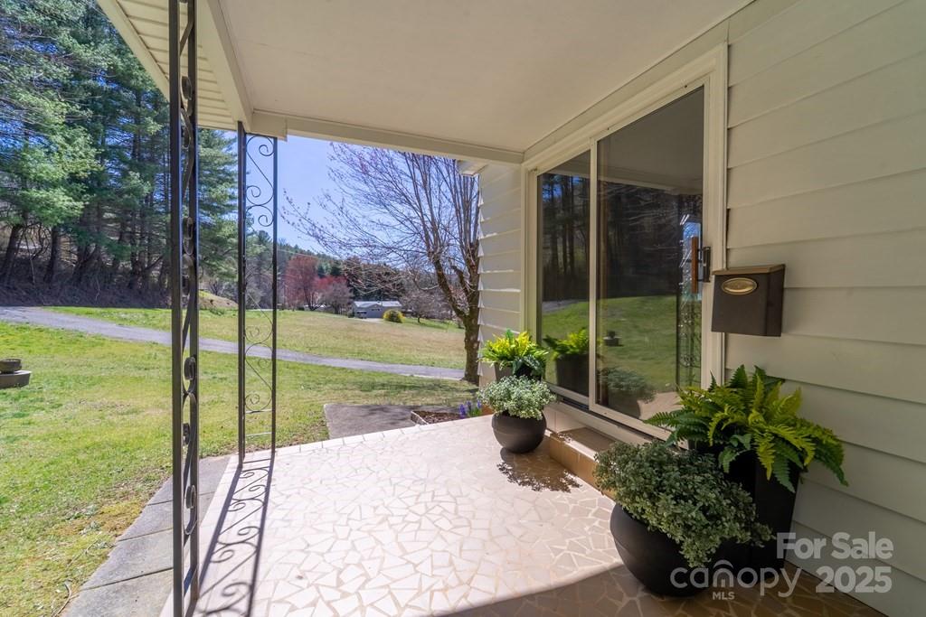 809 Locust Crk Road Sylva, NC 28779 - Photo 32 of 47 Gallery Image 32