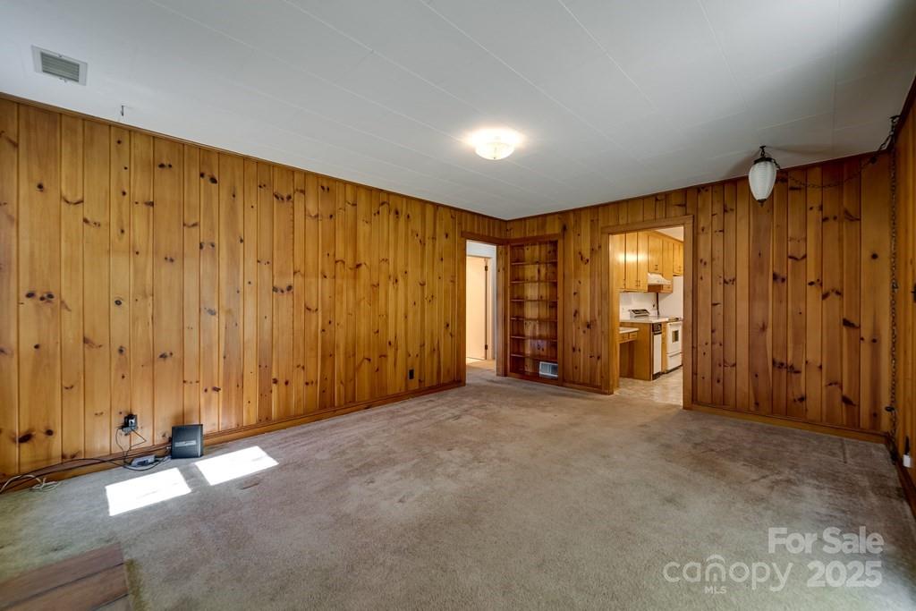 809 Locust Crk Road Sylva, NC 28779 - Photo 7 of 47 Gallery Image 7