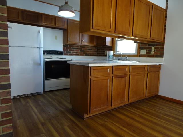 2104 West Middlebury Road Freeport, IL 61032 - Photo 14 of 23 Gallery Image 14