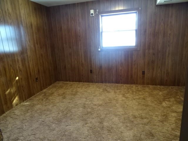 2104 West Middlebury Road Freeport, IL 61032 - Photo 2 of 23 Gallery Image 2
