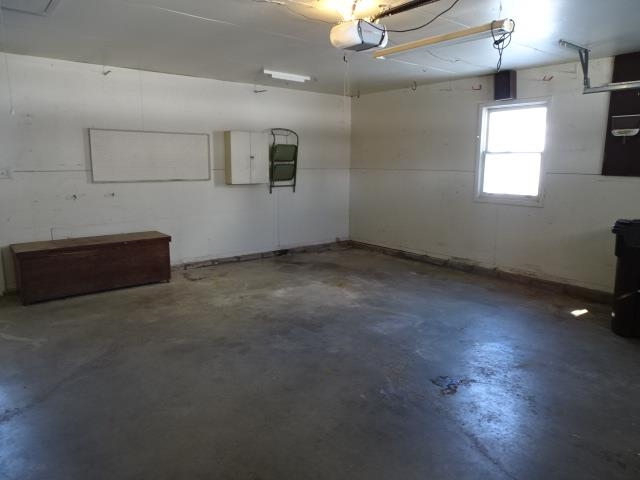 2104 West Middlebury Road Freeport, IL 61032 - Photo 22 of 23 Gallery Image 22