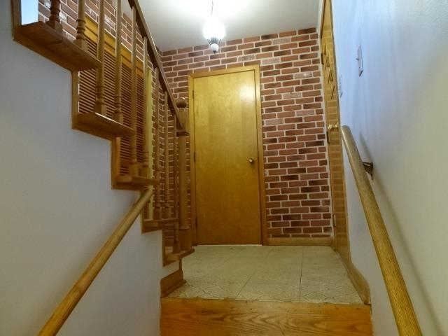 2104 West Middlebury Road Freeport, IL 61032 - Photo 6 of 23 Gallery Image 6