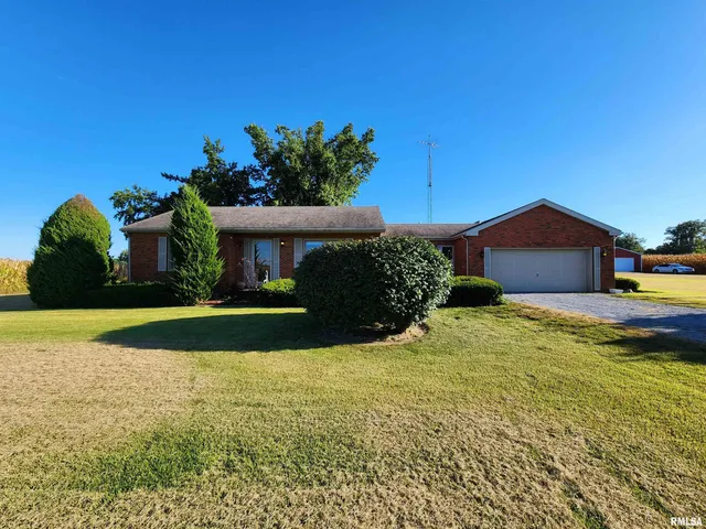 $189,900 | 325 Butler Road, Harrisburg, IL 62946