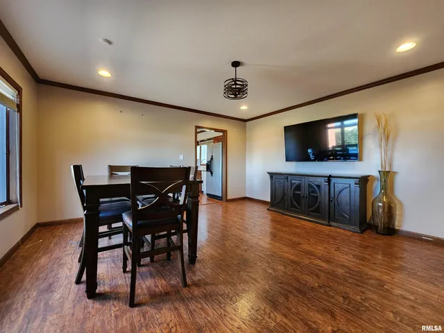 $189,900 | 325 Butler Road, Harrisburg, IL 62946