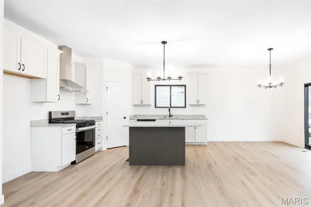 $391,600 | 108 Chickasaw Lane, O'Fallon, IL 62269