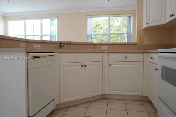 $1,900 | 4404 Southwest 160th Avenue, Unit 825, Miramar, FL 33027