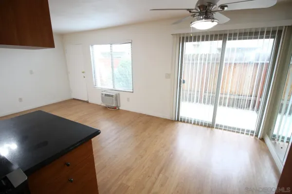 $2,100 | 9574 Carroll Canyon Road, Unit 153, San Diego, CA 92126