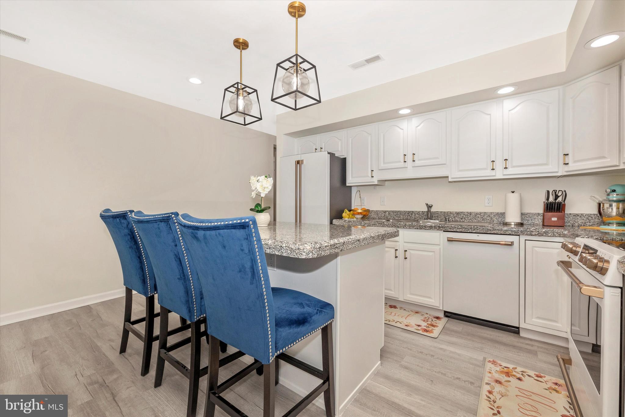 102 Mercer Court, Unit 25 6 Frederick, MD 21701 - Photo 21 of 56