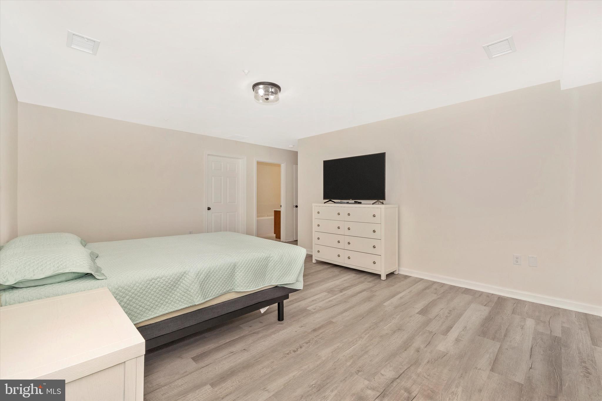 102 Mercer Court, Unit 25 6 Frederick, MD 21701 - Photo 30 of 56