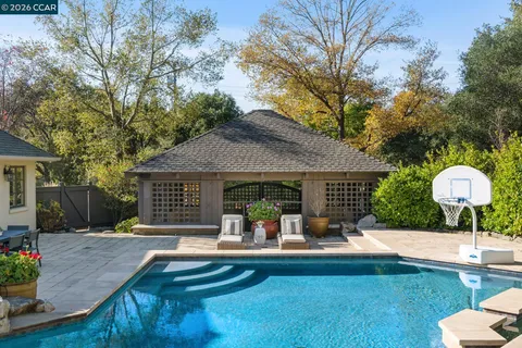 $4,100,000 | 910 Carl Road, Lafayette, CA 94549