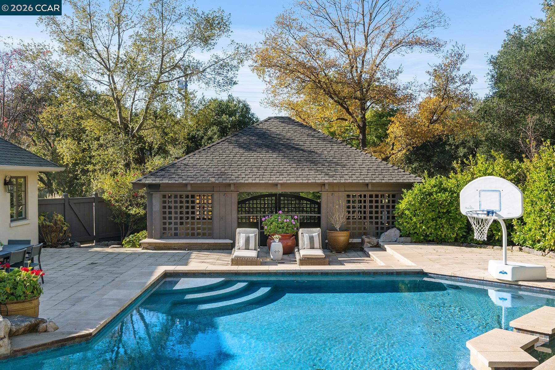 910 Carl Road Lafayette, CA 94549 - Photo 29 of 48