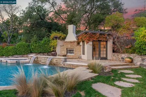 $4,100,000 | 910 Carl Road, Lafayette, CA 94549