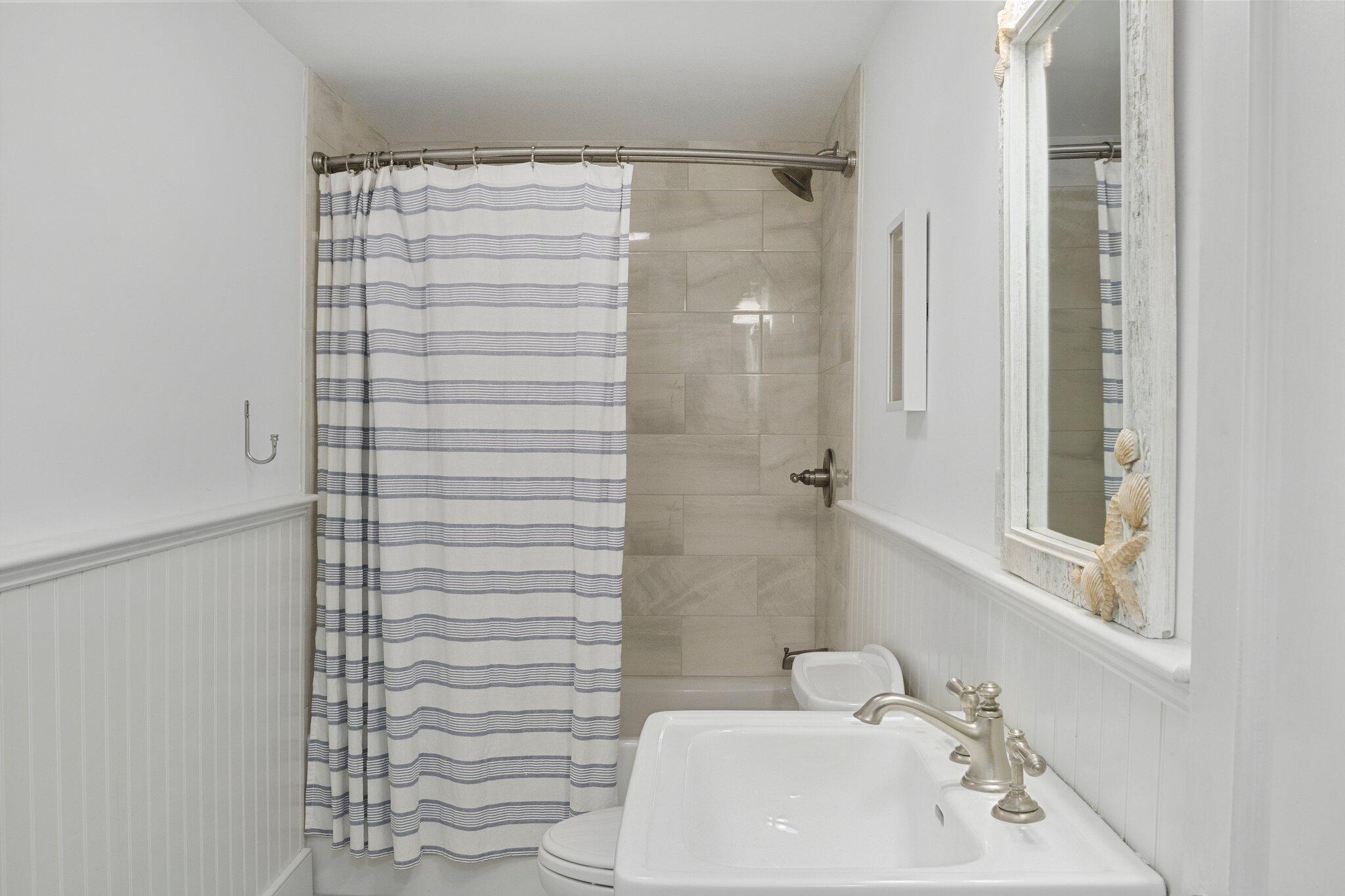 90 Bay Shore Road Hyannis, MA 02601 - Photo 25 of 33 web_IMG_7735