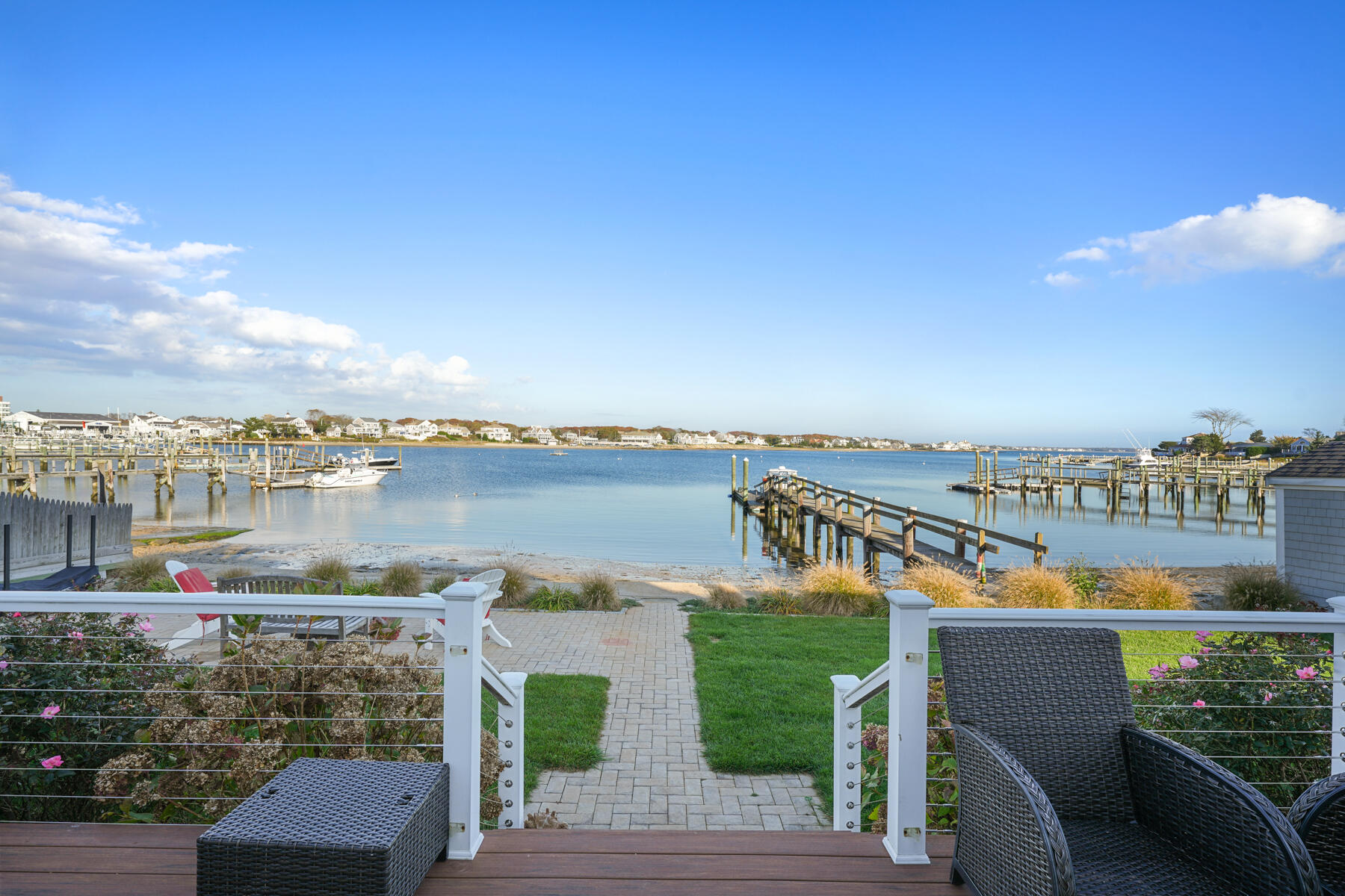90 Bay Shore Road Hyannis, MA 02601 - Photo 9 of 33 DSC09545