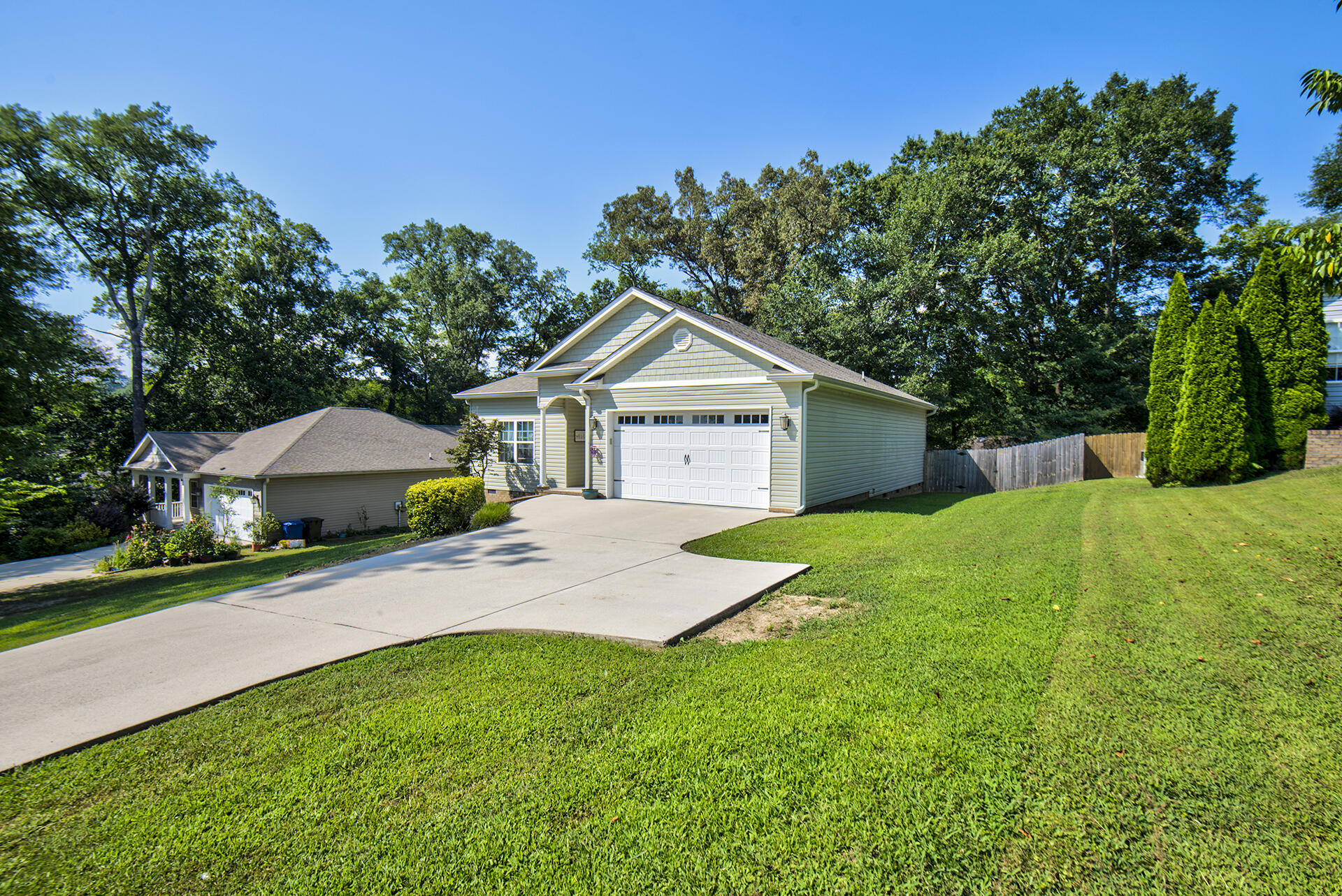 5215 Austin Road Hixson, TN 37343 - Photo 3 of 25 KHP02 4