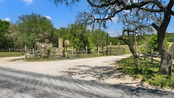 $4,750,000 | 103 Waring Welfare Road, Boerne, TX 78006
