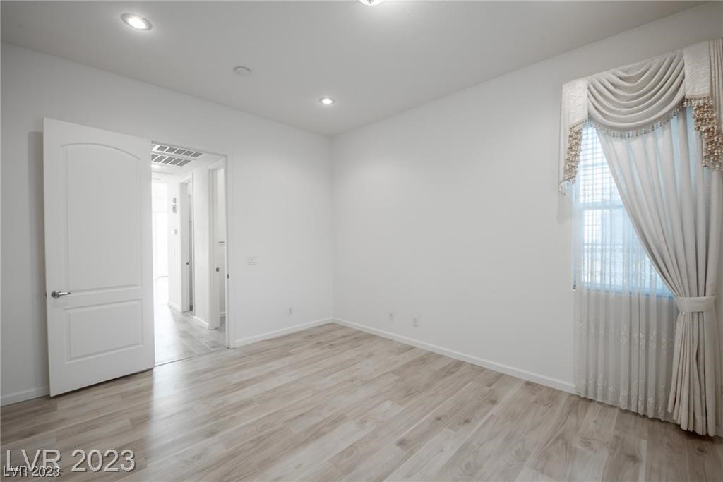 2443 Kaymin Ridge Road Henderson, NV 89052 - Photo 15 of 31
