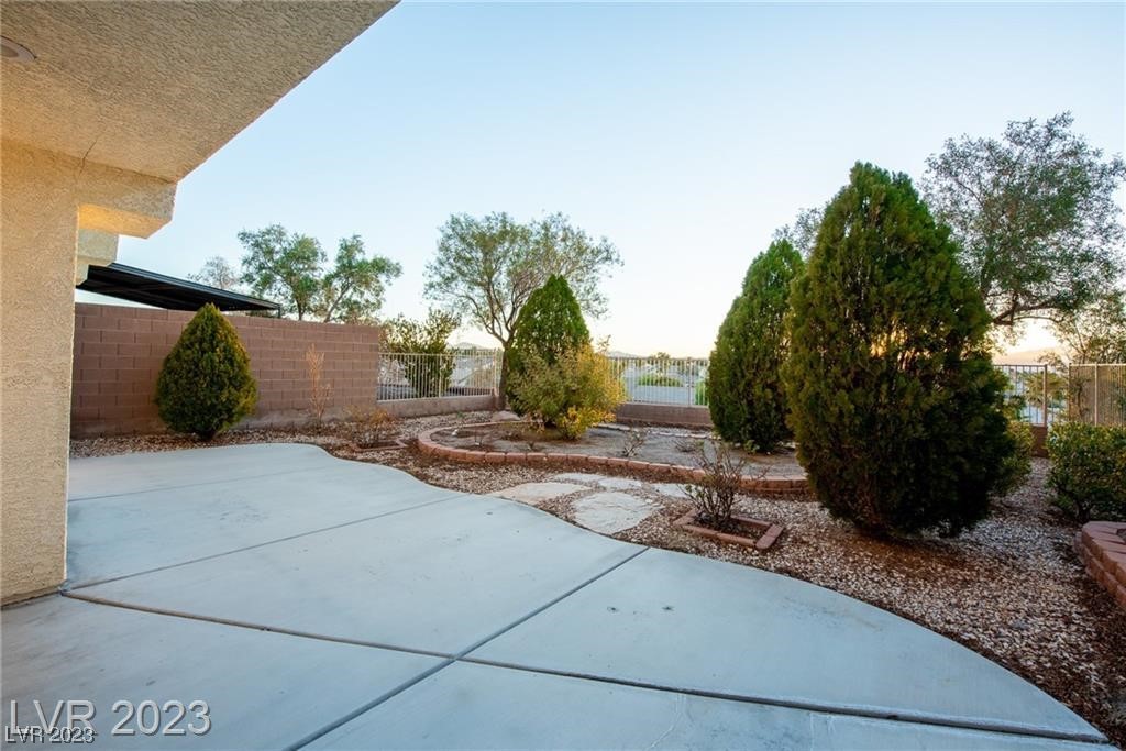 2443 Kaymin Ridge Road Henderson, NV 89052 - Photo 28 of 31