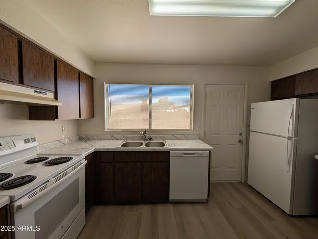 $1,800 | 1709 West Posada Avenue, Mesa, AZ 85202