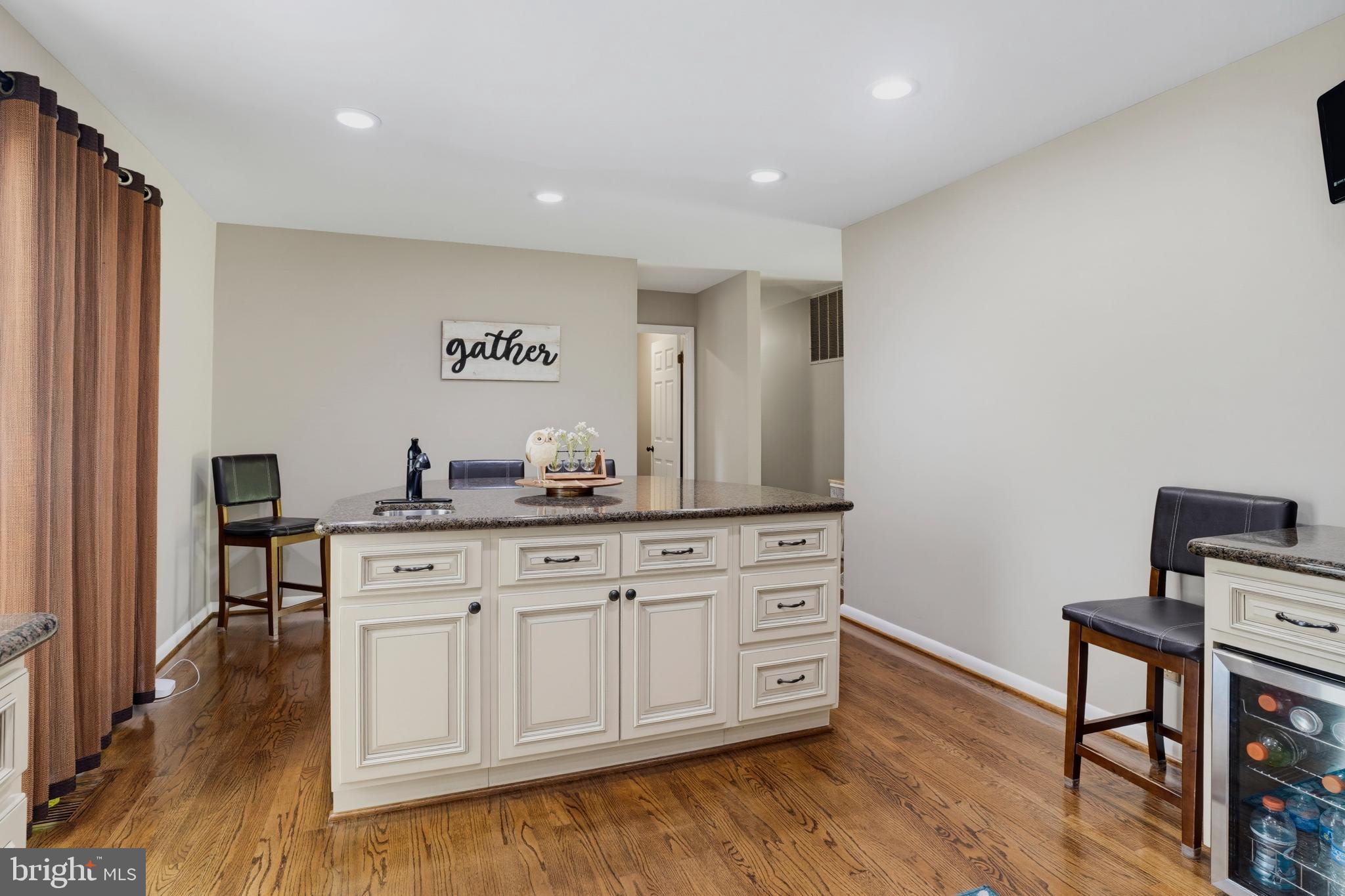 6893 Old Solomons Island Road Friendship, MD 20758 - Photo 19 of 58 Kitchen