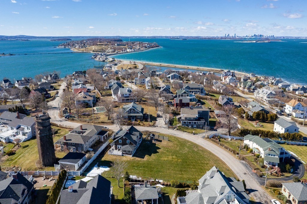 42 Beacon Road Hull, MA 02045 - Photo 3 of 5 Gallery Image 3