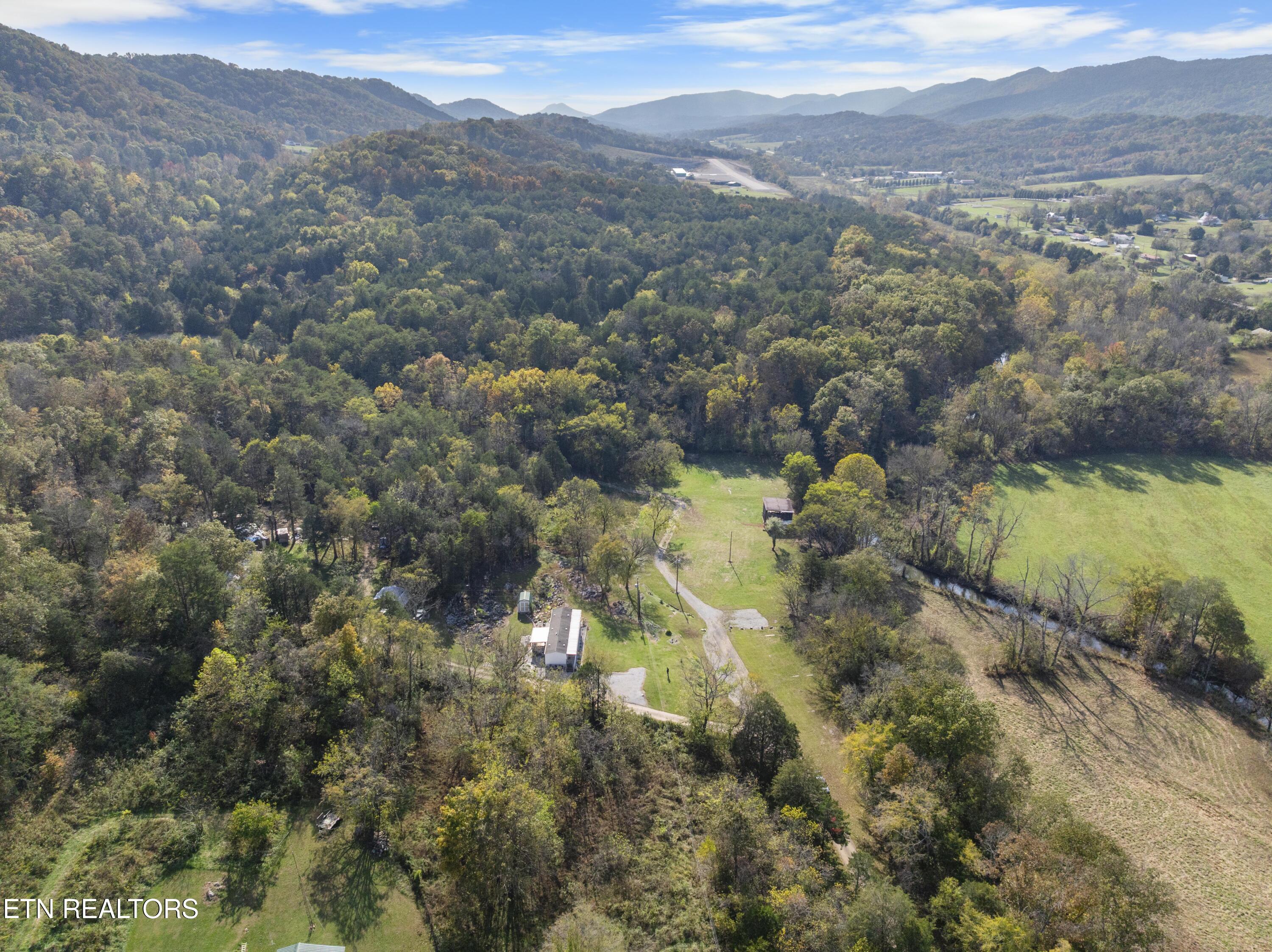221 Sinnamon Lane Rutledge, TN 37861 - Photo 37 of 40 DJI_0552